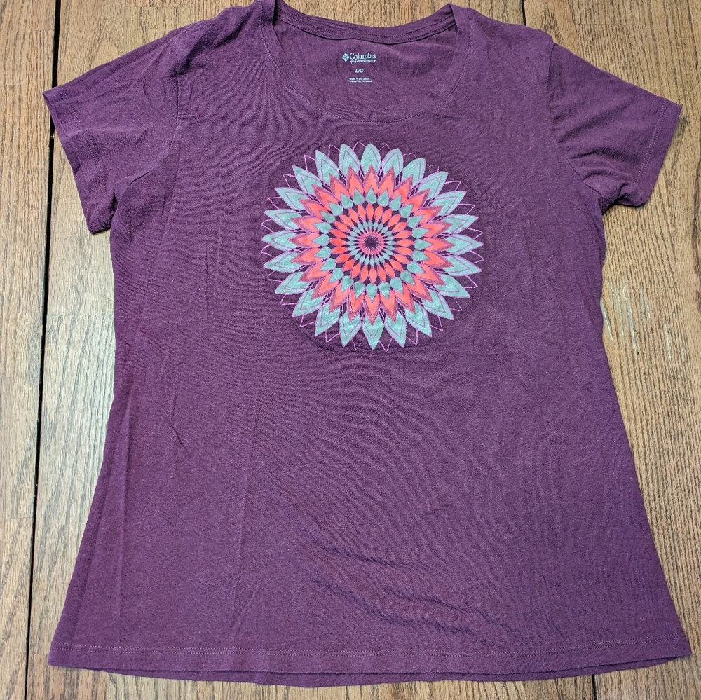 Dark purple cotton Columbia shirt with cool design